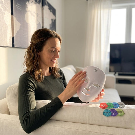 Wireless LED Phototherapy Mask